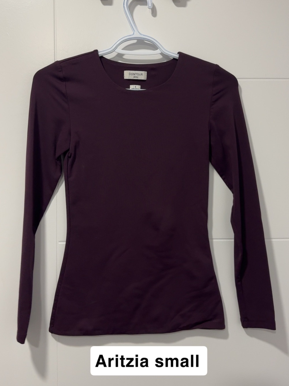 Aritzia Contour Long-Sleeve